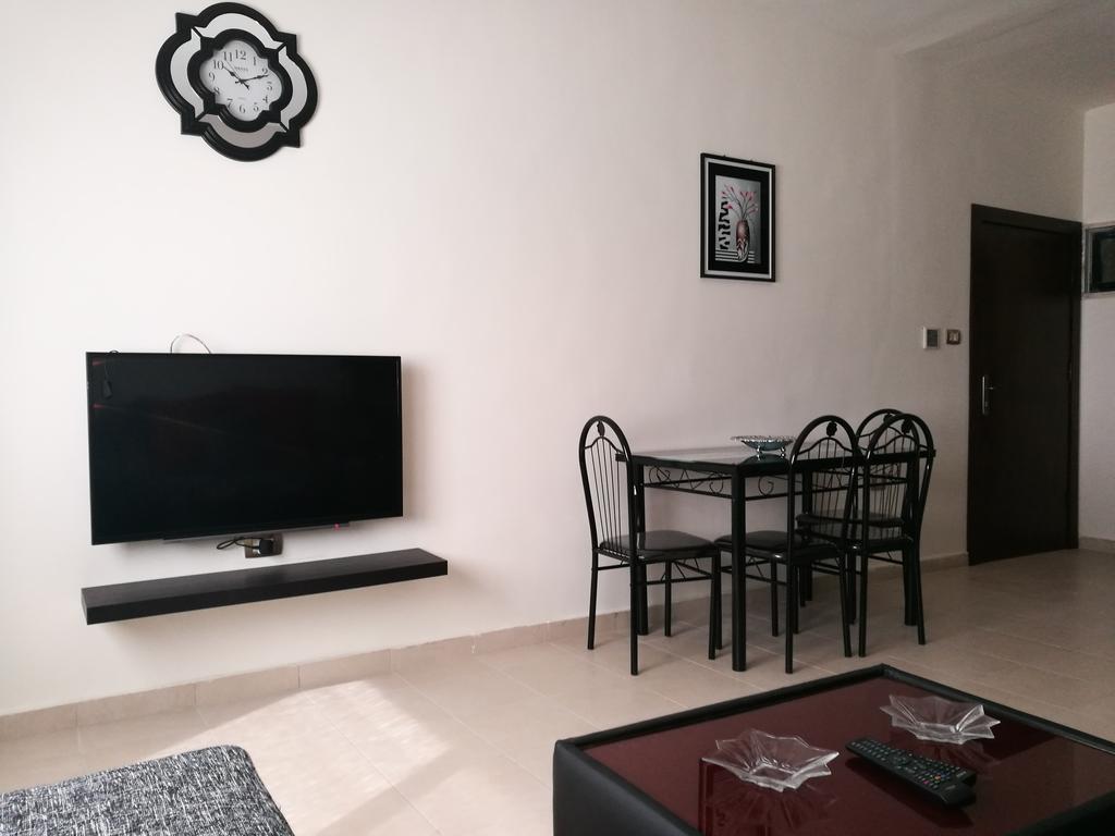 Cozy Dair Ghbar Apartment Аман Екстериор снимка